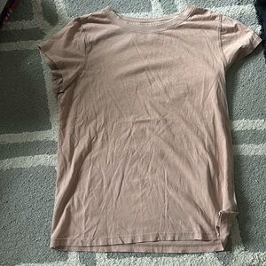 Tan universal thread, medium T-shirt